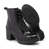 Bota Feminina em Material Sintético Moda Casual Confortável Versátil Com Salto Bota Feminina em Material Sintético Moda Casual Confortável Versátil Com Salto