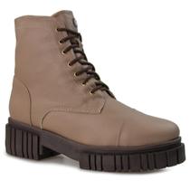 Bota feminina forrada em lã natural de carneiro Tractor Lace Ref.:22808 Bota feminina forrada em lã natural de carneiro Tractor Lace Ref.:22808