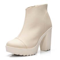 Bota Feminina Lavini Coturno Cano Curto Casual Tratorada Lisa Moderna Bota Feminina Lavini Coturno Cano Curto Casual Tratorada Lisa Moderna