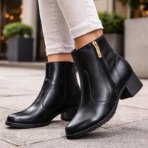 Bota Feminina Moleca Cano Curto Salto Grosso 5346.107 Cor:PretoTamanho:35