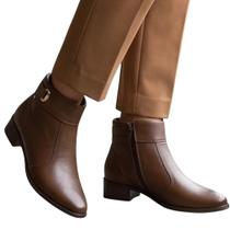 Bota Feminina Pegada Couro Original Casual Moderna Tendência 2026 Tamanho:36Cor:Marrom Toffe Bota Feminina Pegada Couro Original Casual Moderna Tendência 2026 Tamanho:36Cor:Marrom Toffe