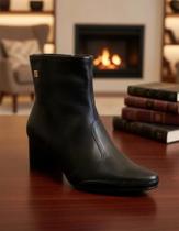 Bota Feminina Ramarim Original Napa Fall Salto Médio Bota Feminina Ramarim Original Napa Fall Salto Médio