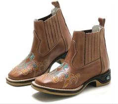 Bota Feminina RR Botas Texana Country em Couro Bordado Design Bico Quadrado