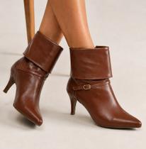 Bota Feminina Salto Fino 7cm Cano Curto Ankle Boot Elegante Genero:FemininoCor:CarameloTamanho:39