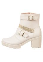 Bota feminina salto tratorado confort fashion Chyrrô - Tamanho 39