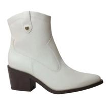 Bota Feminina Texana Western Quiz Cano Baixo Salto Bloco 61-1922-08 Bota Feminina Texana Western Quiz Cano Baixo Salto Bloco 61-1922-08