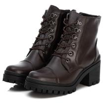 Bota Feminina Tratorada de Couro Pettinari Ref.: 6738 - Estilo e Conforto para Todas as Ocasiões