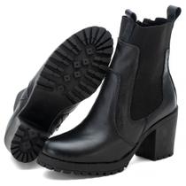 Bota Feminina Tratorada em Couro: Estilo e Conforto Bota Feminina Tratorada em Couro: Estilo e Conforto