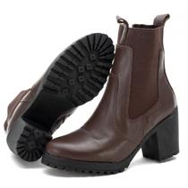 Bota Feminina Tratorada em Couro: Estilo e Conforto Bota Feminina Tratorada em Couro: Estilo e Conforto