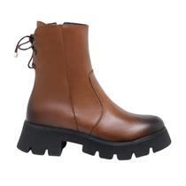 Bota Feminina Tratorada Em Couro Marrom Salto Confortável Bota Feminina Tratorada Em Couro Marrom Salto Confortável