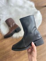 Bota feminina tratorada tendencia inverno 2025/2026 Bota feminina tratorada tendencia inverno 2025/2026