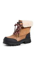 Bota Feminina UGG Ashton Addie Impermeável - Couro Castanho
