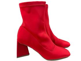 Bota Feminina Vermelho Salto Triângulo Bota Feminina Vermelho Salto Triângulo