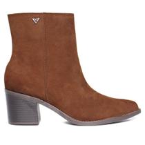 Bota Feminina Via Marte Camurça Cano Curto Com Pin Marrom Bota Feminina Via Marte Camurça Cano Curto Com Pin Marrom