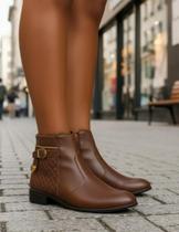 Bota Feminino Coturno Montaria Cano Curto Fivela Confortável