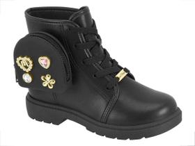Bota Infantil Molekinha Coturno Bolsinha Pinjentes 2164144 Bota Infantil Molekinha Coturno Bolsinha Pinjentes 2164144