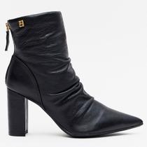 Bota Lança Perfume Slouch Couro Salto In26 Preto Feminino Bota Lança Perfume Slouch Couro Salto In26 Preto Feminino