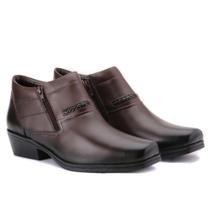Bota Masculina Couro Bico Quadrado Detalhe Frontal Casual