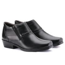 Bota Masculina Couro Bico Quadrado Detalhe Frontal Casual