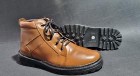 Bota masculina marron