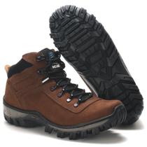 Bota Masculina Moda Adventure Coturno Tratorada em Couro Bota Masculina Moda Adventure Coturno Tratorada em Couro