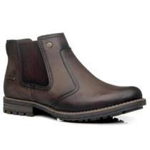 bota masculina pegada