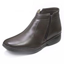 Bota Masculina Social Pierrô Levíssima extremo conforto couro cor marrom escuro Bota Masculina Social Pierrô Levíssima extremo conforto couro cor marrom escuro