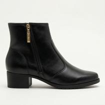 Bota Moleca Cano Curto Preta Bota Moleca Cano Curto Preta