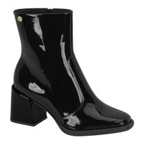 Bota Moleca Cano Curto Salto Grosso