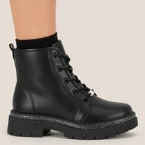 Bota Molekinha Infantil Coturno Tratorado 2182.200 - Preto Cor:PretoTamanho:29 Bota Molekinha Infantil Coturno Tratorado 2182.200 - Preto Cor:PretoTamanho:29