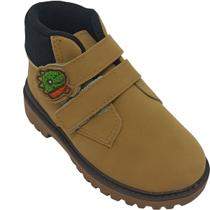 Bota Molekinho Menino Infantil com Dinossauro Cor:Mostarda/PretoTamanho:20Gênero:Masculino Bota Molekinho Menino Infantil com Dinossauro Cor:Mostarda/PretoTamanho:20Gênero:Masculino