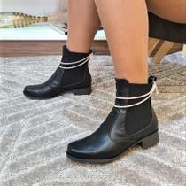 Bota Montaria Feminina Cano Curto Número Grande Ticiane Preta