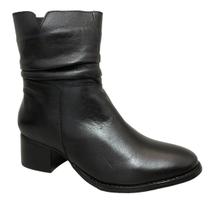 Bota Newborn Feminino