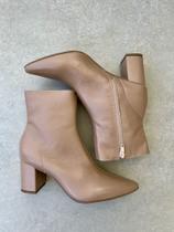 Bota Nude Couro Aurora Bota Nude Couro Aurora
