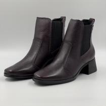 Bota Pegada Cano Curto Salto Médio Feminina Bota Pegada Cano Curto Salto Médio Feminina