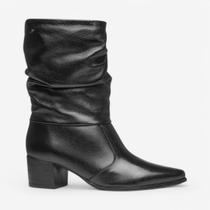 Bota Pegada Cano Médio Feminina em Couro 280901
