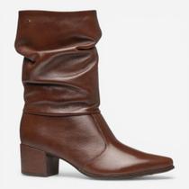 Bota Pegada Cano Médio Slouchy Em Couro Marrom Bota Pegada Cano Médio Slouchy Em Couro Marrom