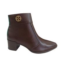 Bota Pegada em Couro Cano Curto Bico Fino Pinhão 28051204 Cor:MarromTamanho:39 Bota Pegada em Couro Cano Curto Bico Fino Pinhão 28051204 Cor:MarromTamanho:39
