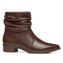 Bota Pegada Feminina em Couro Cano Curto Slouch 282501 Bota Pegada Feminina em Couro Cano Curto Slouch 282501