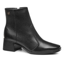 Bota Pegada Preta de Couro com Salto Médio Bota Pegada Preta de Couro com Salto Médio