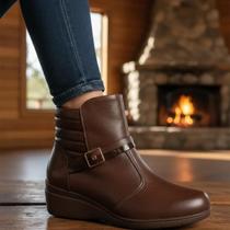Bota Piccadilly Cano Curto Salto Médio Anabela Zíper Lateral Bota Piccadilly Cano Curto Salto Médio Anabela Zíper Lateral