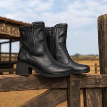 Bota Piccadilly Feminino Maxi Original Cano Curto Macia Leve Bota Piccadilly Feminino Maxi Original Cano Curto Macia Leve