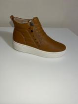 Bota Piccadilly Flatform Cano Curto Zíper Confortável 910006 Bota Piccadilly Flatform Cano Curto Zíper Confortável 910006