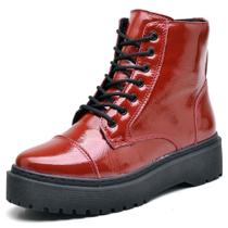 Bota Plataforma Couro Verniz Feminina Cadarço Cano Medio Confortavel Forrada Leve