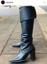 Bota preta em couro nr 35 Bota preta em couro nr 35