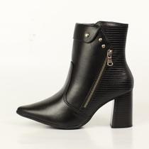Bota Ramarim Cano Curto Bico Fino Tachas Bota Ramarim Cano Curto Bico Fino Tachas