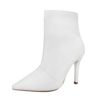 Bota Salto Alto Fino 10 cm Cano Curto Bico Fino Luiza Sobreira Branca Mod. 2255 Bota Salto Alto Fino 10 cm Cano Curto Bico Fino Luiza Sobreira Branca Mod. 2255
