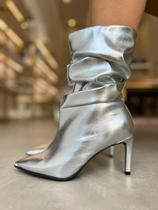 Bota Slouch Prateada Metalizada Adele Bota Slouch Prateada Metalizada Adele