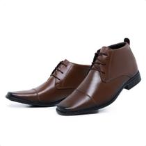 Bota Social Masculina Palmilha EVA Macia Cano Curto Sola de Borracha Confortavel Bico Quadrado Bota Social Masculina Palmilha EVA Macia Cano Curto Sola de Borracha Confortavel Bico Quadrado