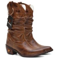 Bota Texana Feminina Bico Fino Enrrugada em Couro Café Ref. Fino-Enrrugada